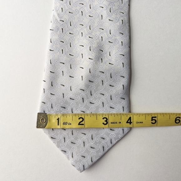 2pc Tie Bundle - Striped & Paisley Kai Long Silk Ties White Silver Blue - Picture 7 of 7